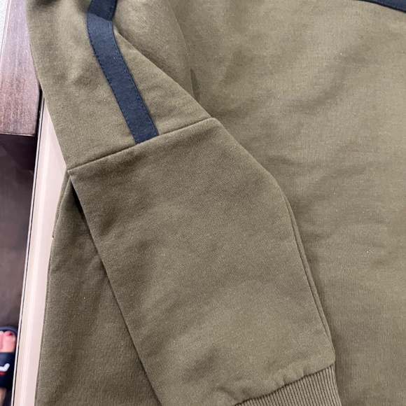 NWT - Boys Zip Up Sweater with Hood, Size 12 - Picture 5 of 5